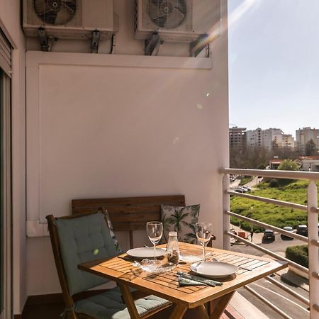 Algarve Beach Vibes Apartment, WiFi, Pool, AC, BBQ Portimão Exterior foto